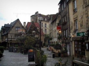 La création de site à Caen